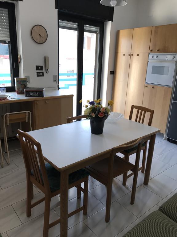 Casa Tiziana Lejlighed Napoli Eksteriør billede